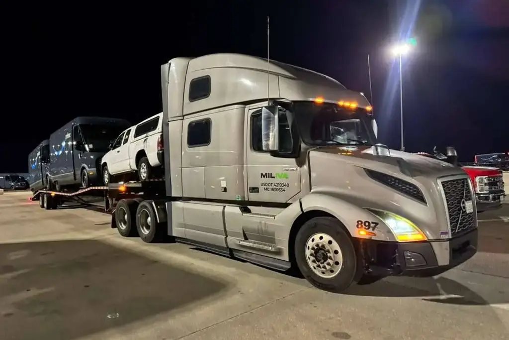 IL to PA load — Miliva truck at Flying J with loaded trailer